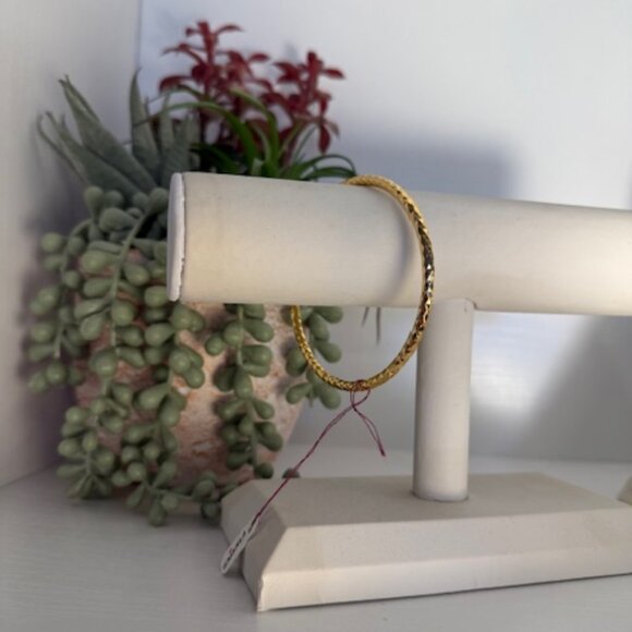 Park Lane "Florence" Bangle Bracelet – Timeless Elegance with a Textured Finish - Picture 4 of 4